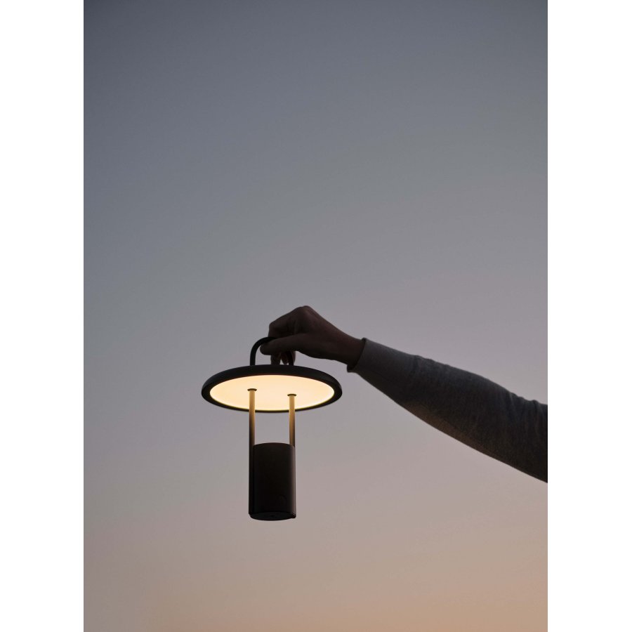 Stelton Pier Tragbare Lampe LED H25 cm, Schwarz