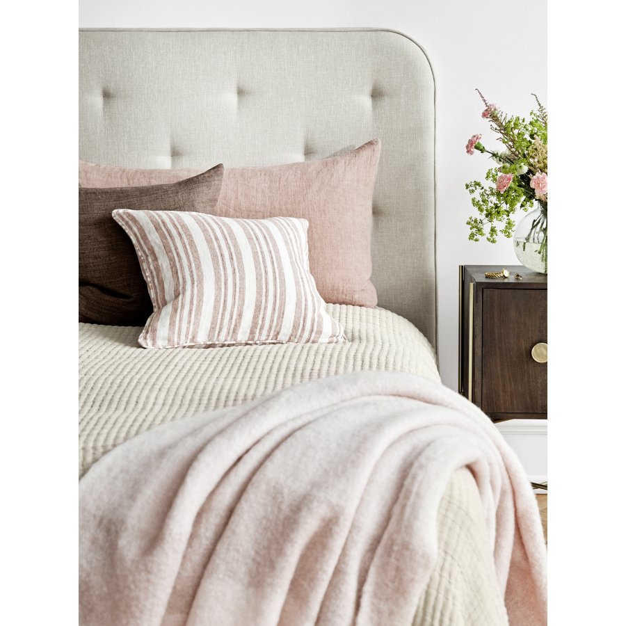 Cozy Living Abbey Sengetppe 280x260 cm, Alpaca