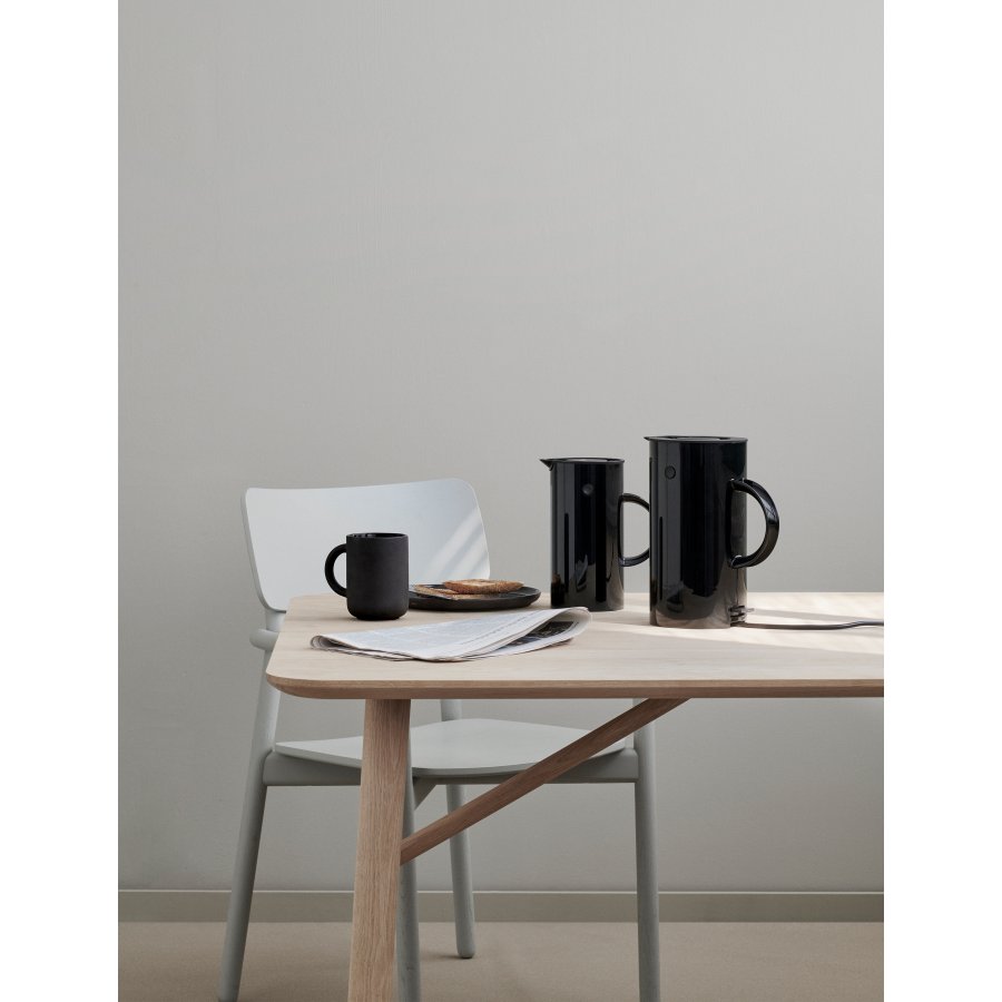 Stelton EM77 Elektrischer Wasserkocher 1,5 L, Schwarz