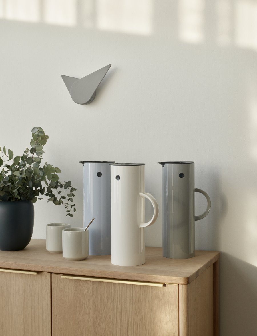 Stelton EM77 Thermokanne 1 L, Light Grey