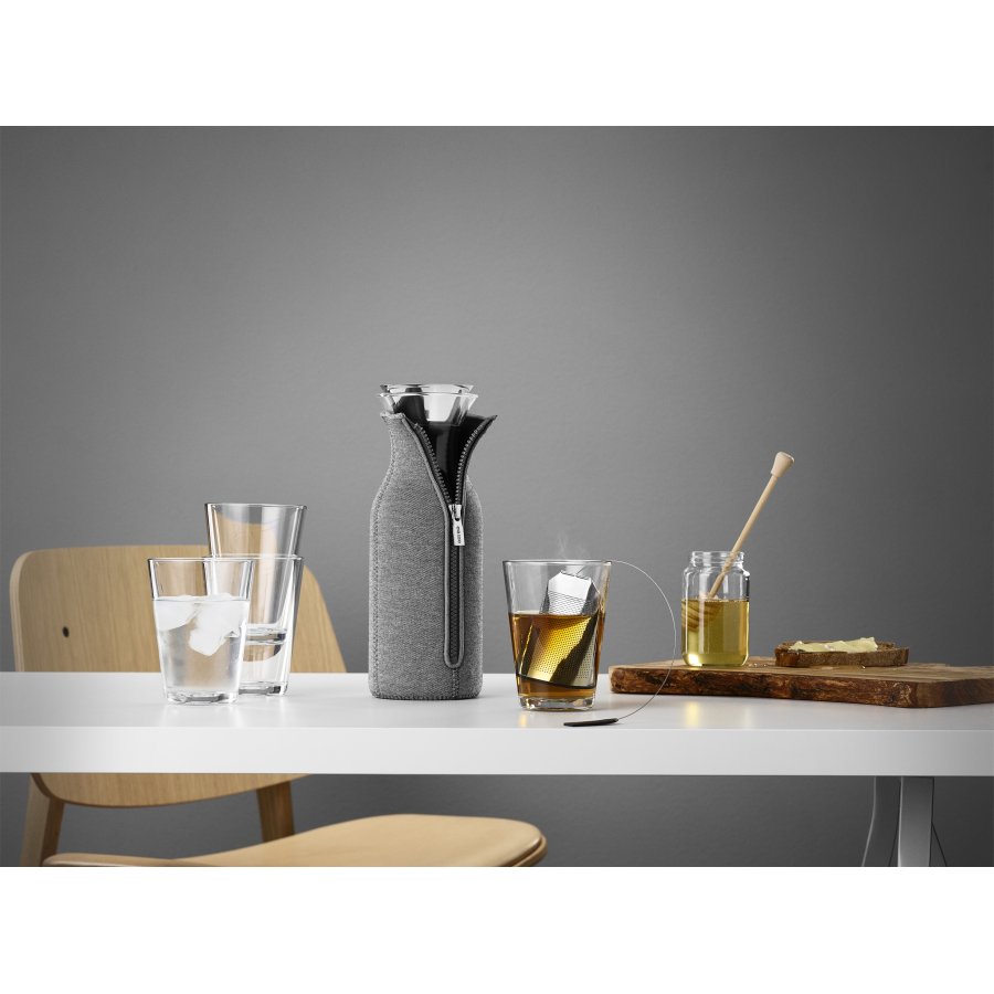 Eva Solo Khlschrank-Karaffe 1.0 L, Dark Grey