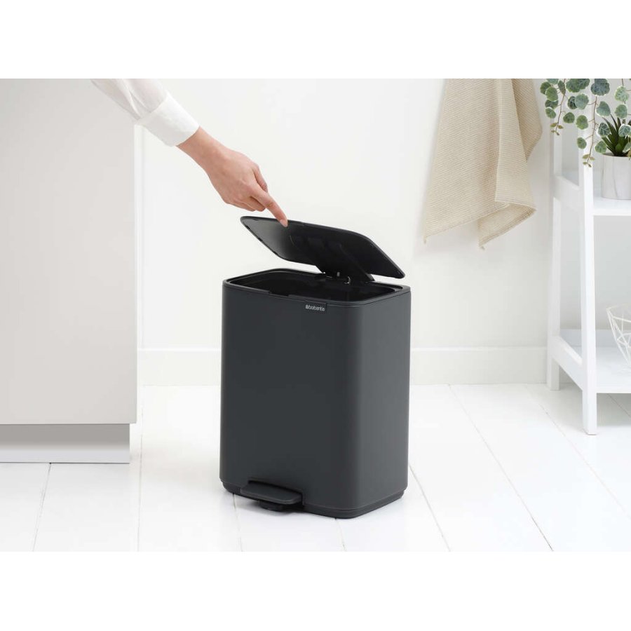 Brabantia Bo Pedalspand Fingerprint Proof 12 L, Mat Stl