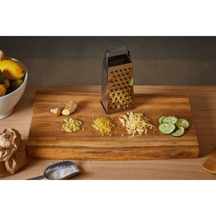 Fiskars Essential Reibe 23 cm