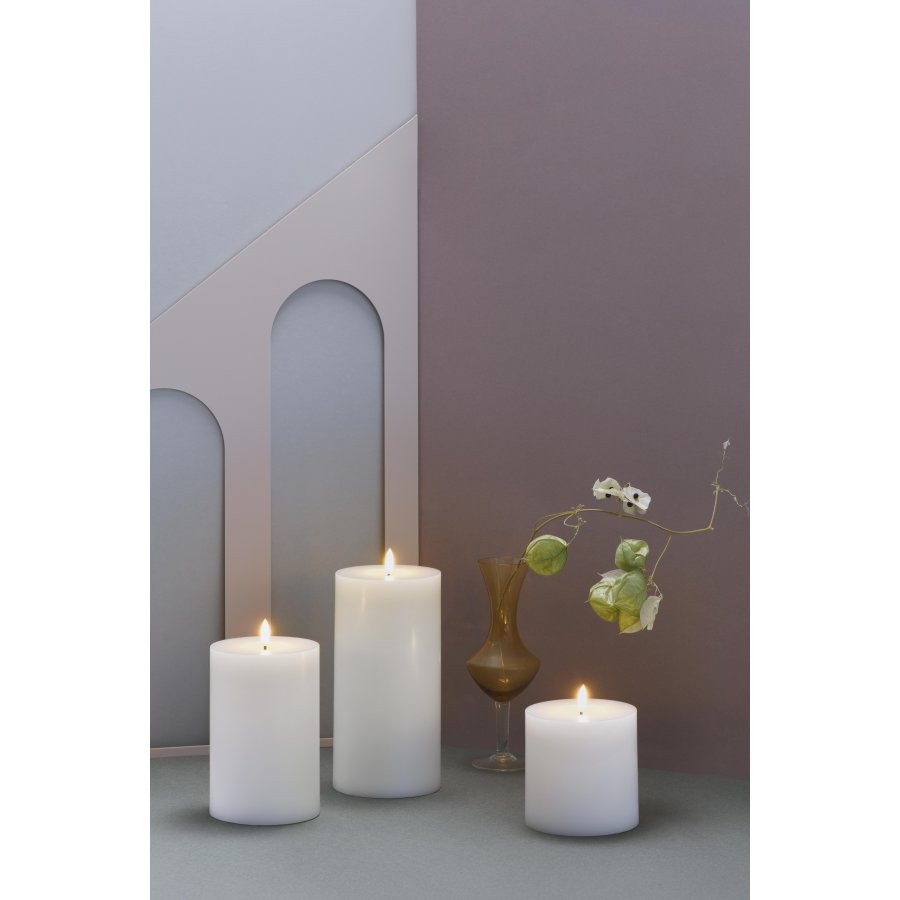 Moods & More Stumpenkerze mit Schmelzeffekt LED 9,9xH15 cm, Classic White