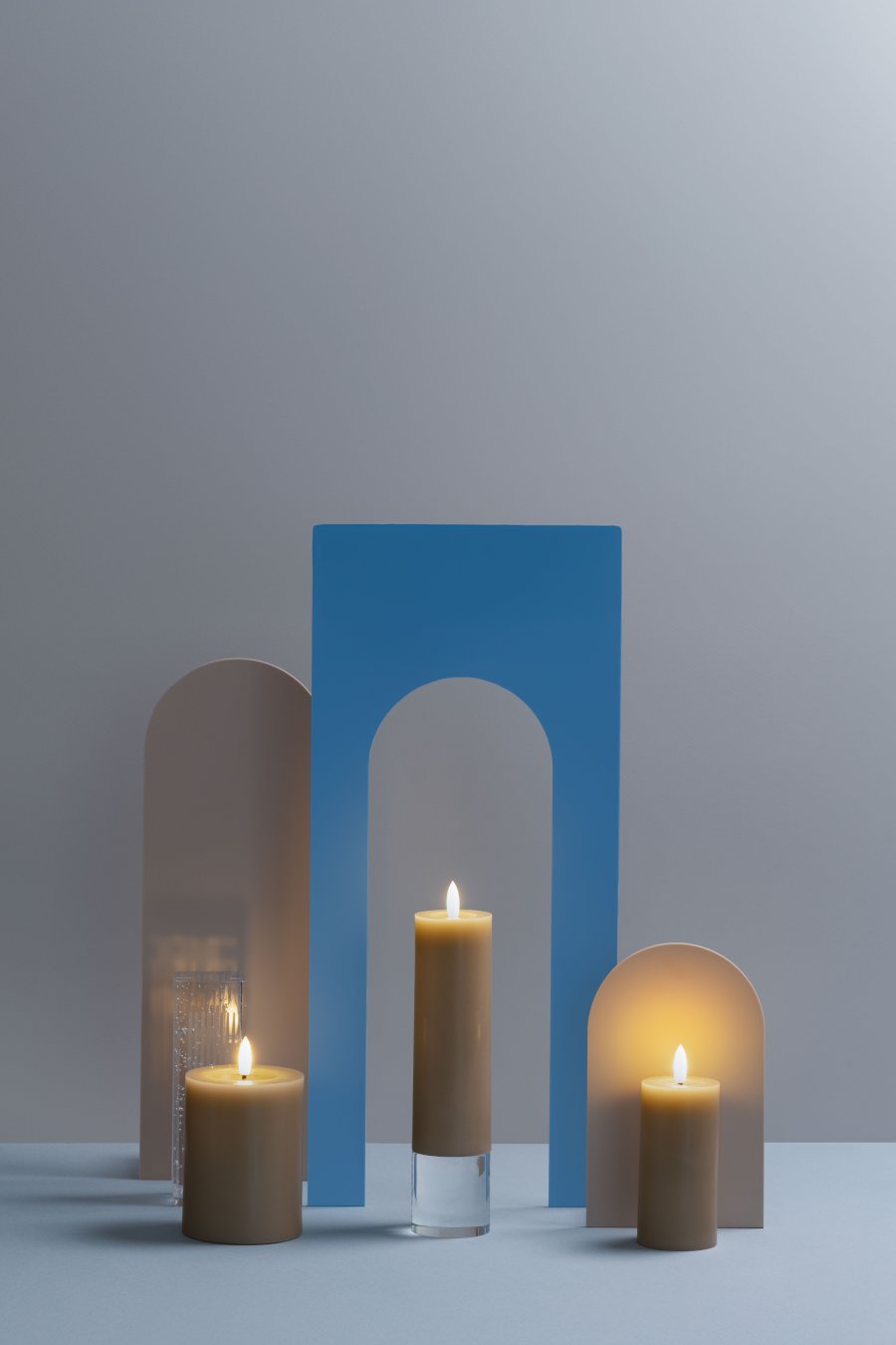 Moods & More Stumpenkerze mit Schmelzeffekt LED 4,9xH15 cm, Sand