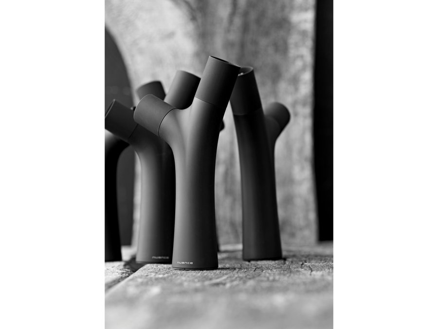 Nuance Tree kvrn 25 cm, sort
