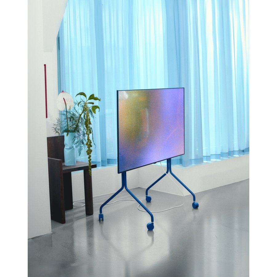 Pedestal Moon Rollin' TV-Ständer H107 cm, Ultra Marine