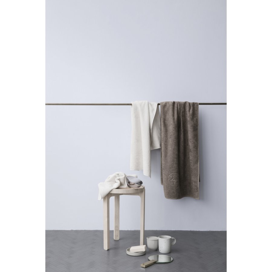 Georg Jensen Damask Hndklde DAMASK-TERRY Walnut, 50x100 cm