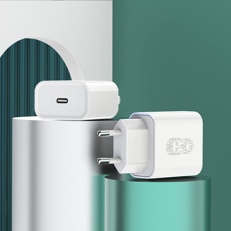 UPSTRÖM CIRKULÄR 20W USB-C Oplader 40x75x25 mm, Genanvendt plastik