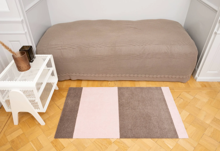 Tica Copenhagen Stripes Horizon Matte 67x120 cm, Sand/Rosa