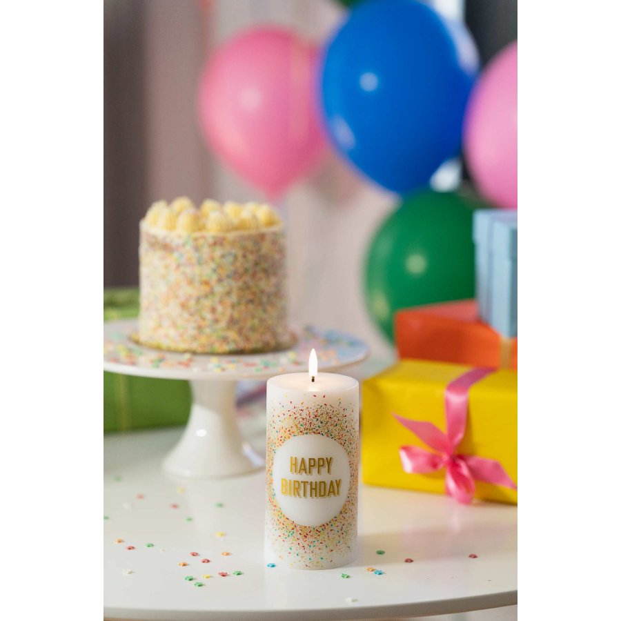 Uyuni Lighting Bloklys Birthday 01 LED 7,8xH15 cm, Hvid