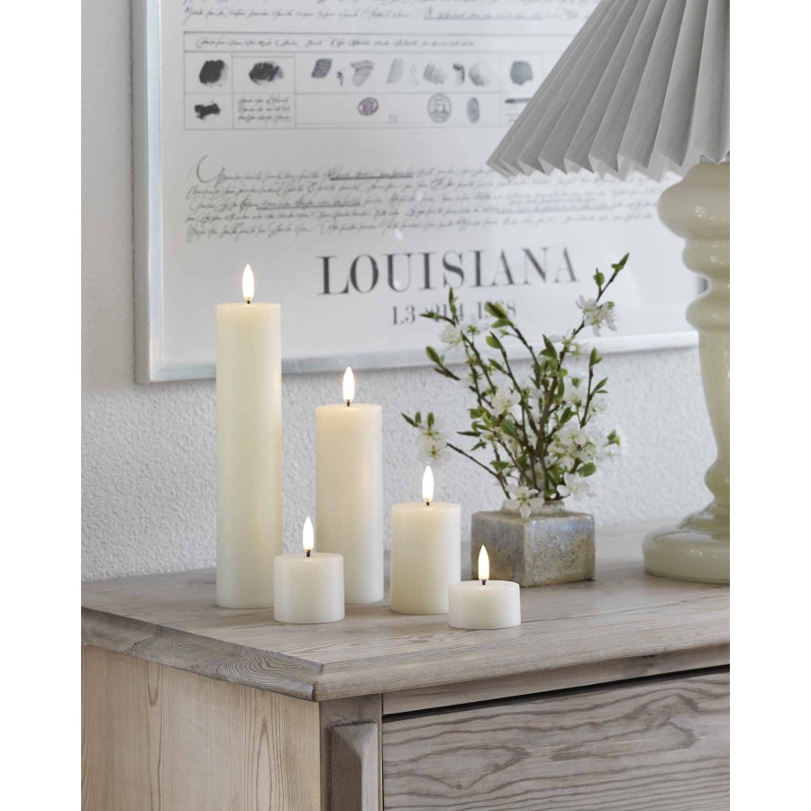 Uyuni Lighting Bloklys LED 10,1xH25 cm, Ivory
