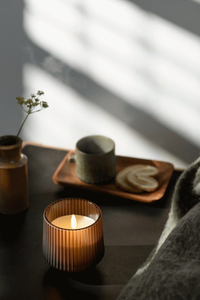 Uyuni Lighting Duftglaslys LED 8,5xH9,5 cm, Awaken Brown