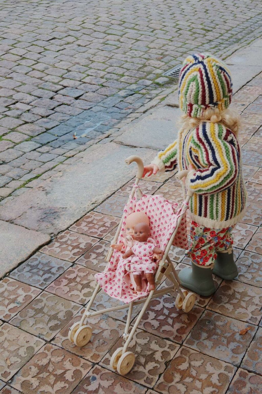Konges Sljd Dukkeklapvogn 57 cm, Rosie Rose