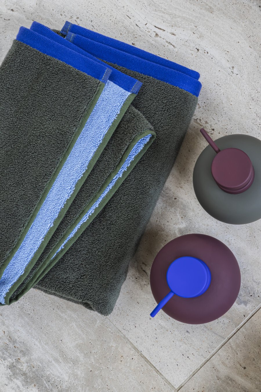 Mette Ditmer Soft Handtuch 5090cm, Dunkeloliv/Hellblau