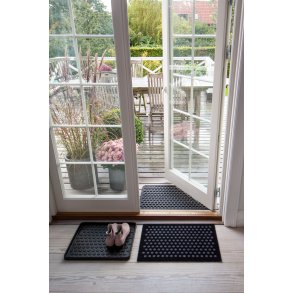 Tica Copenhagen Dot Smudsmåtte 40x60 cm, Sort/Grå