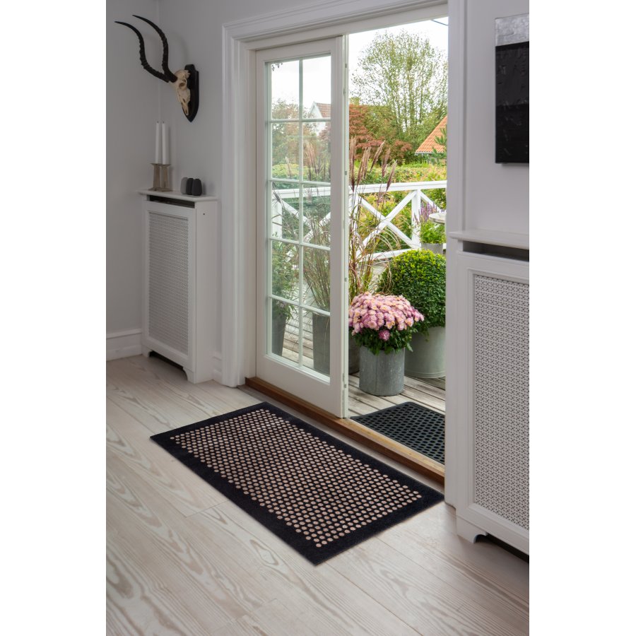 Tica Copenhagen Dot Smudsmtte 67x200 cm, Sort/Sand