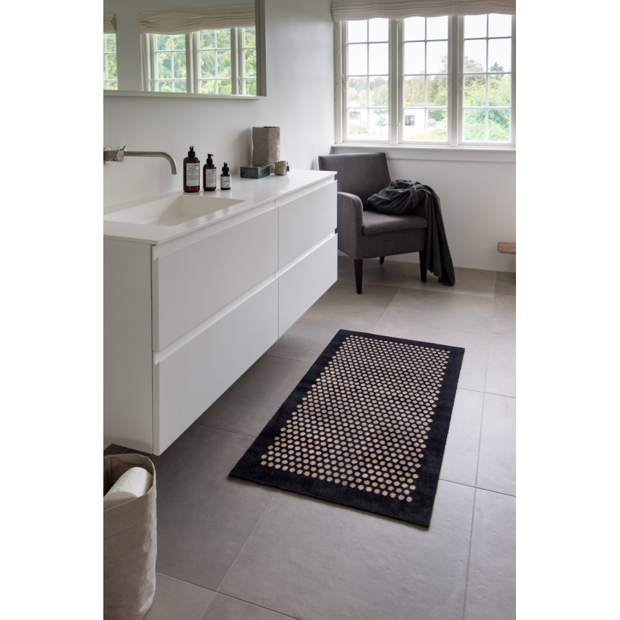 Tica Copenhagen Dot Smudsmtte 67x200 cm, Sort/Sand