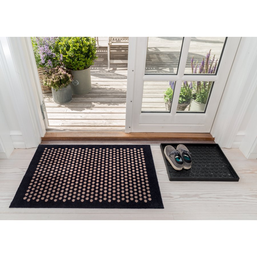 Tica Copenhagen Dot Smudsmtte 60x90 cm, Sort/Sand