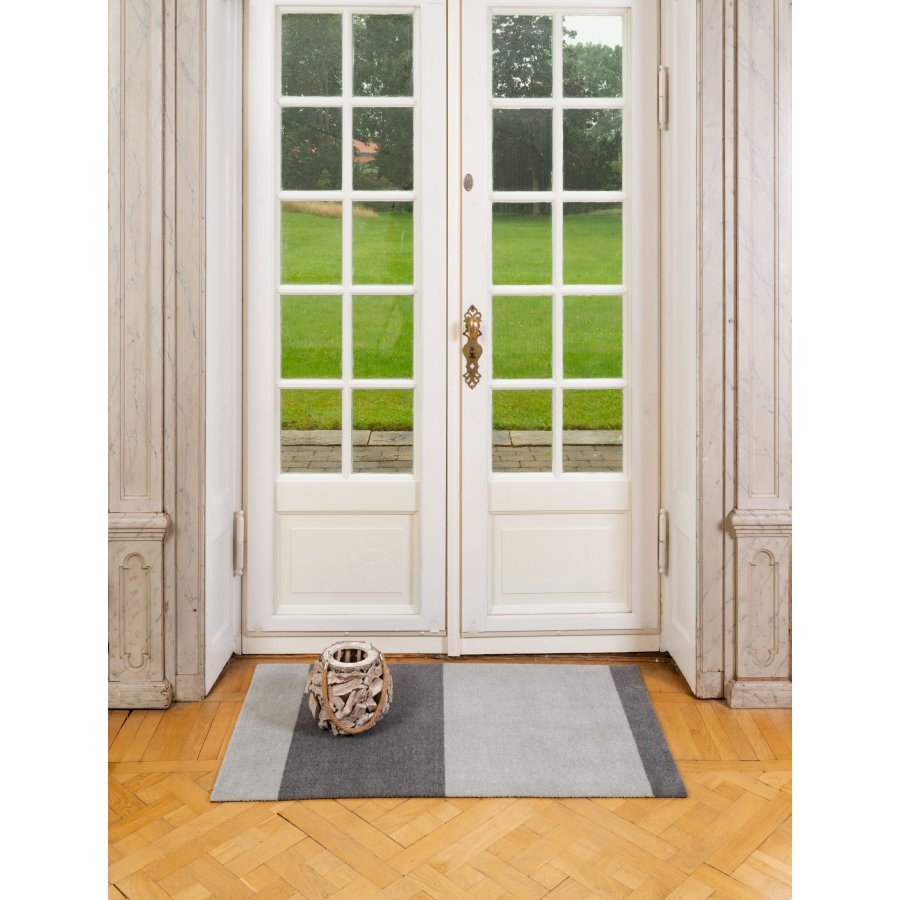 Tica Copenhagen Stripes Horisontal Gulvmtte 67x120 cm, Steelgrey/Lysegr