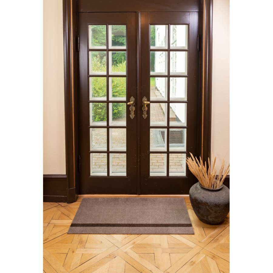 Tica Copenhagen Stripes Vertikal Gulvmtte 67x120 cm, Sand/Brun