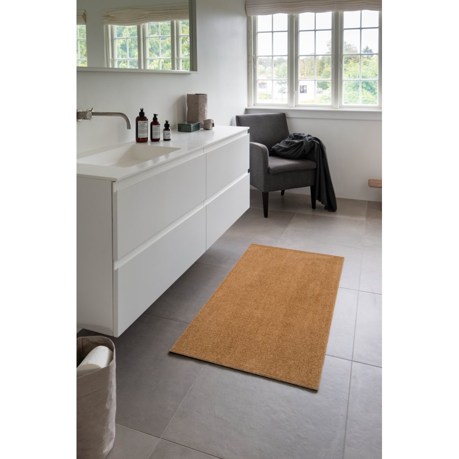 Tica Copenhagen Uni Color Smudsmtte 67x120 cm, Dijon Gold