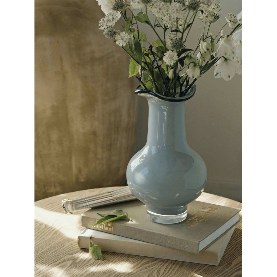 Broste Copenhagen Mirja Vase H26 cm, Bl�