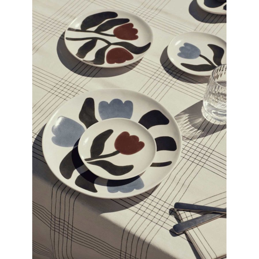 Broste Copenhagen Dora Teller 15 cm, Rot