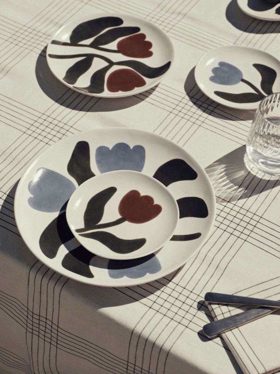 Broste Copenhagen Dora Teller 15 cm, Rot