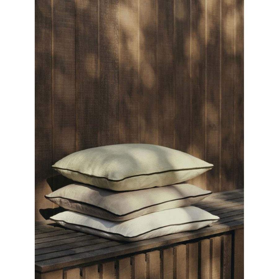 Broste Copenhagen Maja Kissenbezug 50x50 cm, Grau