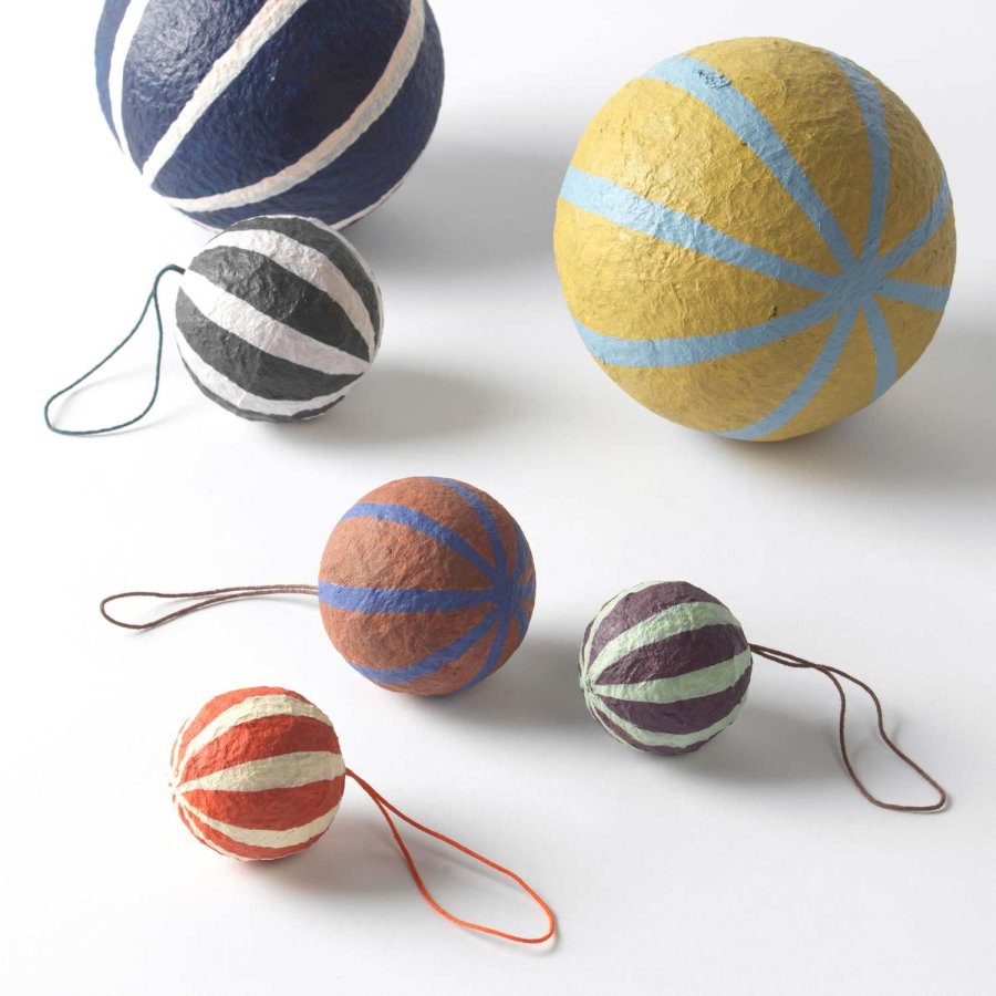 Broste Copenhagen Sphere Weihnachtskugel 6 cm, Caramel Brown