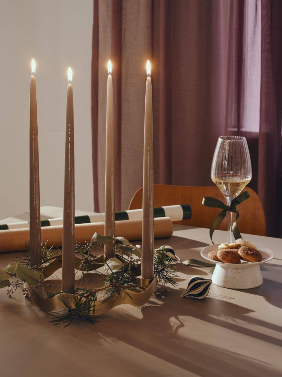 Broste Copenhagen Halo Lysestage �24,5 cm, Antik Messingfinish