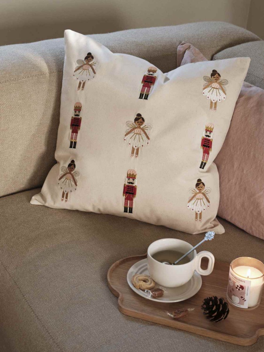 Broste Copenhagen Fairy Tale Kissenbezug 50x50 cm, Red