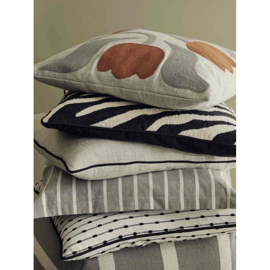 Broste Copenhagen Sue Kissenbezug 50x50 cm, Wei&szlig;