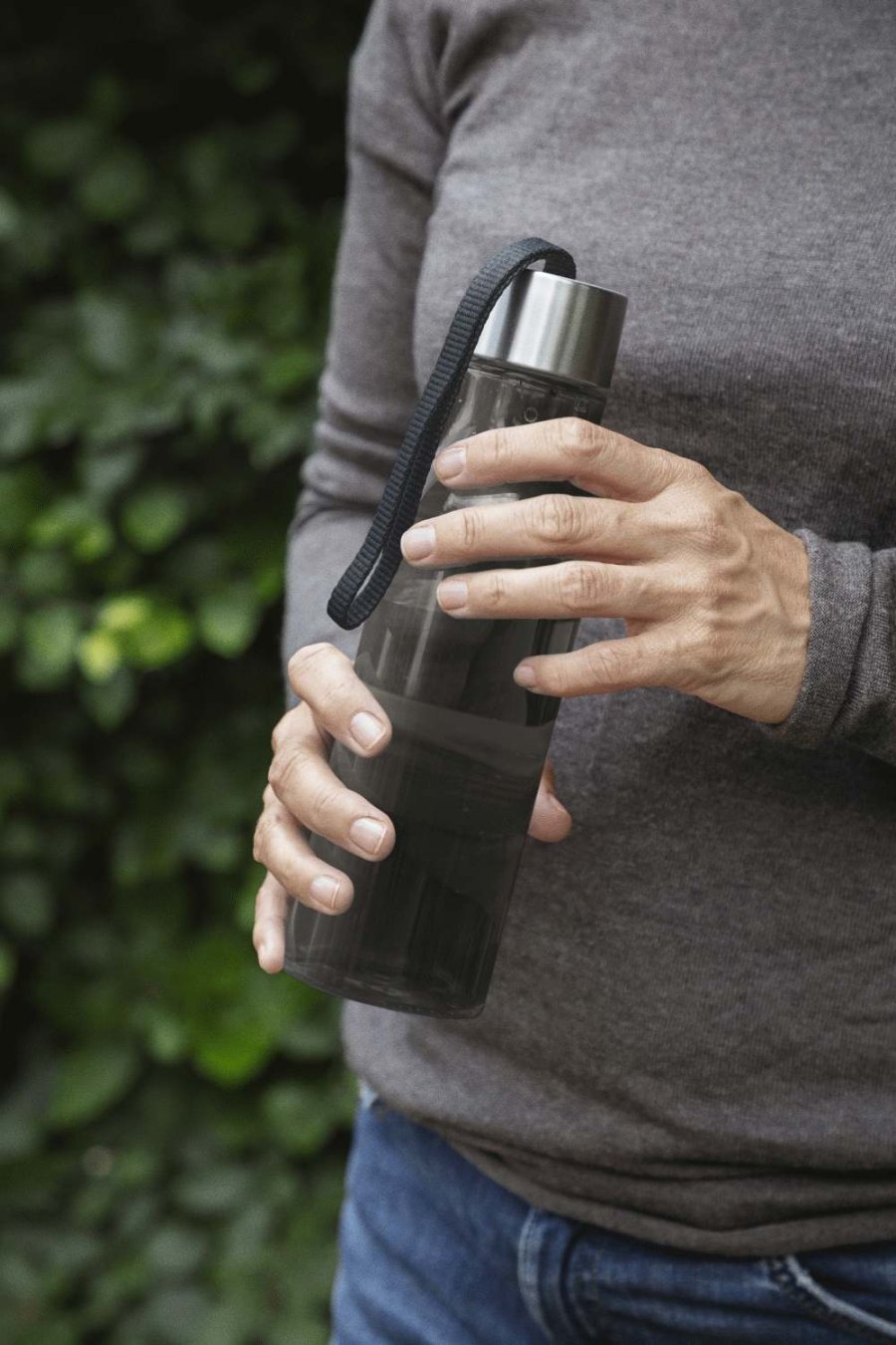 Eva Solo RE-Hydrate Wasserflasche 0,5 L, Smoke