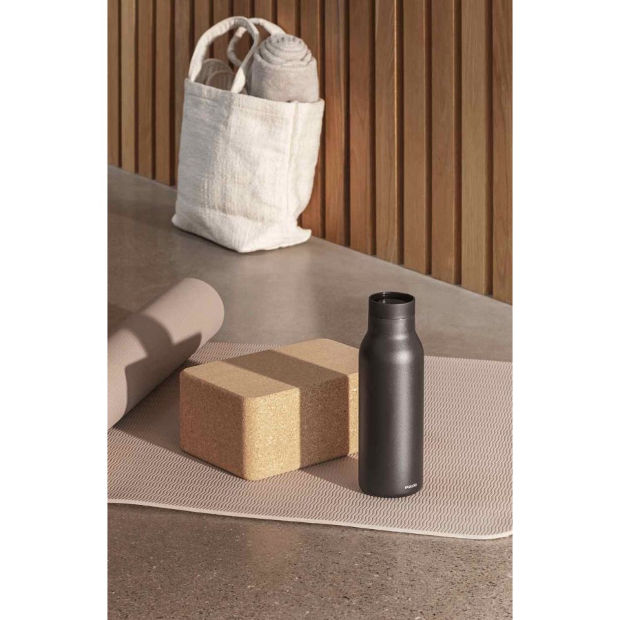 Eva Solo Urban Thermosflasche 0,5 L, Schwarz