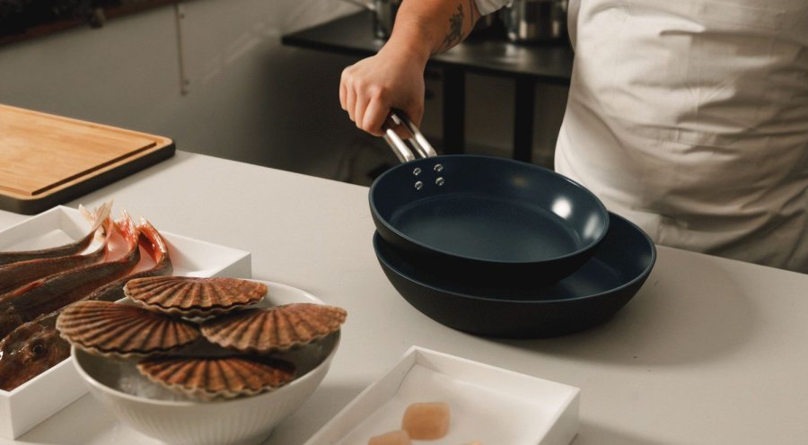Eva Trio Professional Bratpfanne mit Slip-Let Antihaftbeschichtung Laser Titanium 28 cm