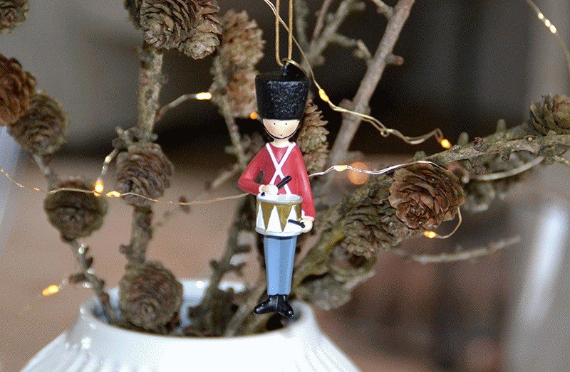 KIDS by FRIIS Hängedeko Gardist mit Trommel 11 cm