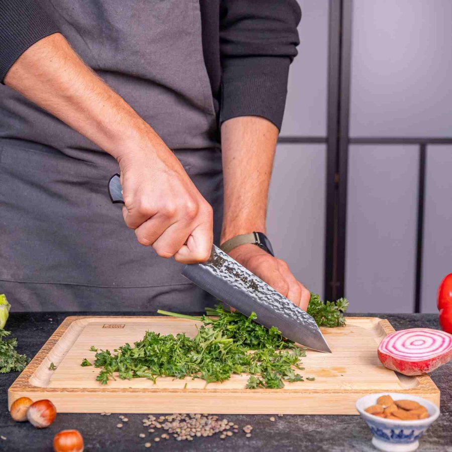 KOTAI Tsubame Santoku Messer 18 cm, Pakka-Baum
