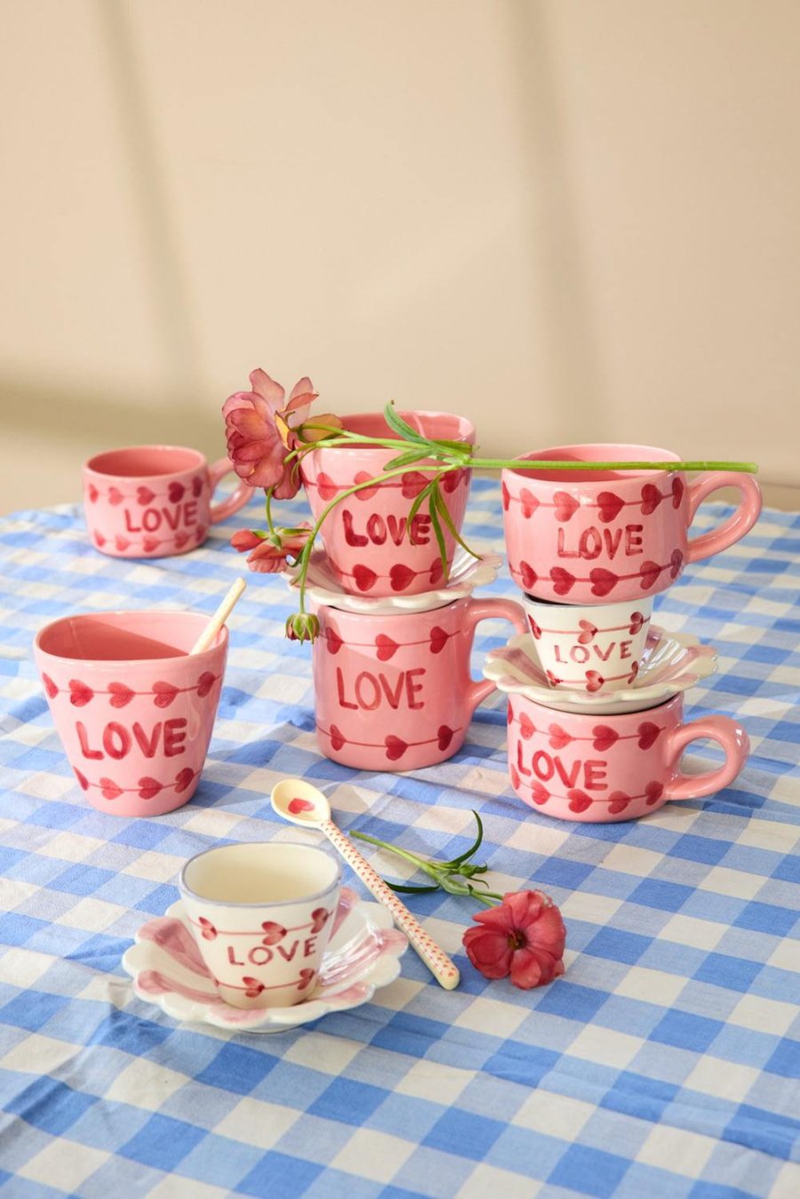 RICE Hand-Painted Krus 30 cl, Love/Pink