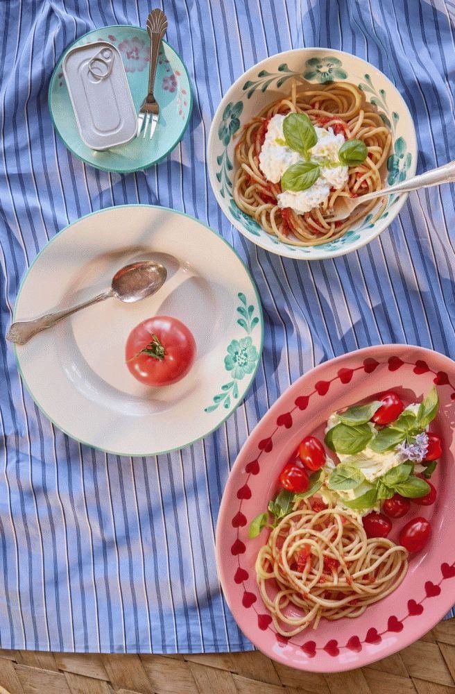 RICE Hand-Painted Teller 26 cm, Green Flower Vine